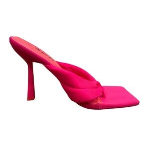 Vibrant Pink Knotted Heels